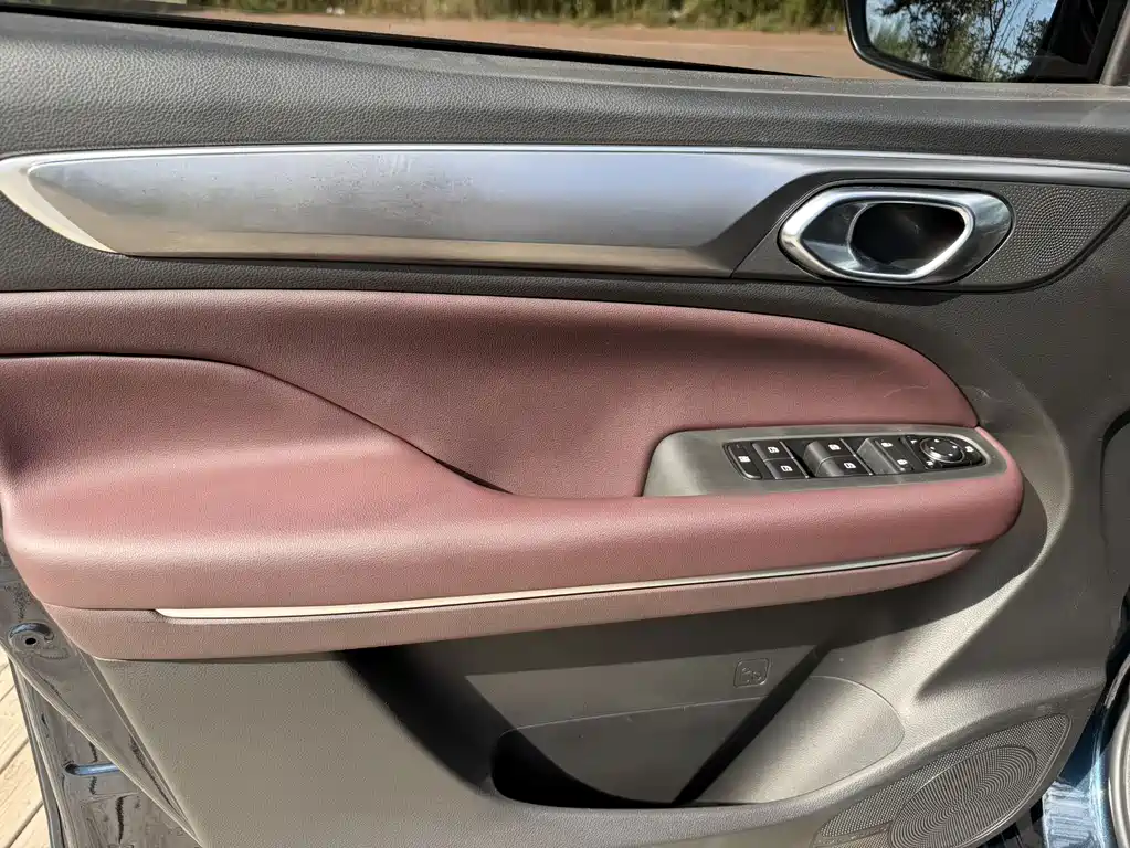 Trumpchi M6 2021 PRO 270T DCT Deluxe Edition купить на сайте DeffCars