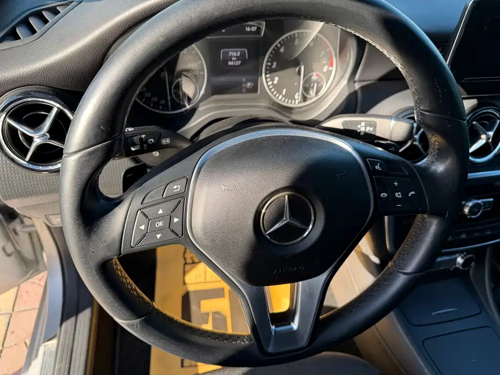 Mercedes-Benz A-Class Imported 2013 A 180 Fashion Model купить на сайте DeffCars