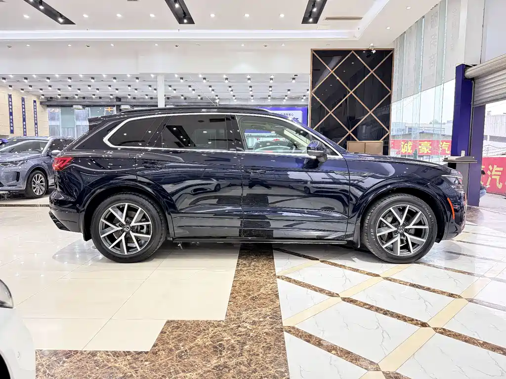 Touareg 2021 3.0TSI Ruixiang Edition Classic Sports Package купить на сайте DeffCars