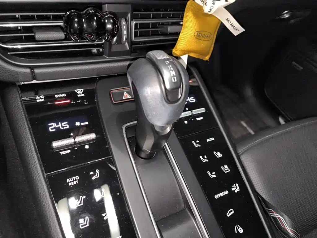Macan 2022 Macan 2.0T купить на сайте DeffCars