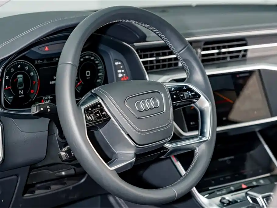 Audi A7L 2024 45 TFSI quattro luxury model купить на сайте DeffCars