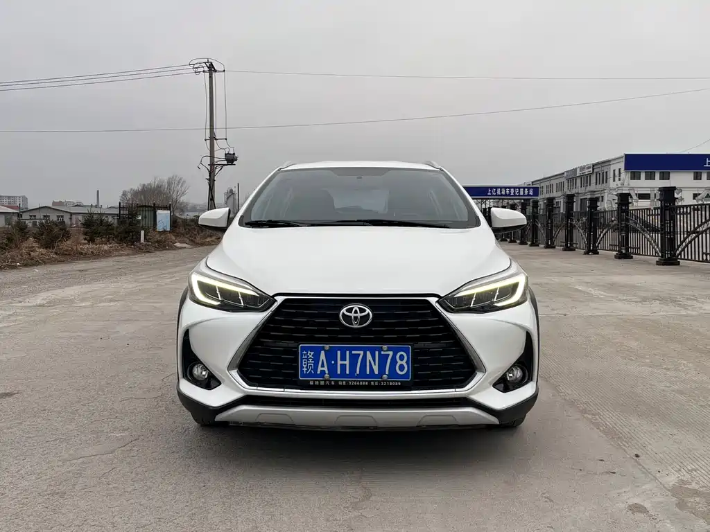 YARiS L Zhixuan 2022 Zhixuan X 1.5L CVT luxury PLUS version купить на сайте DeffCars