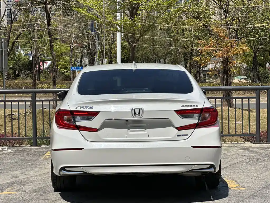Accord 2018 Sharp·Hybrid 2.0L Sharp Collar Edition National V купить на сайте DeffCars