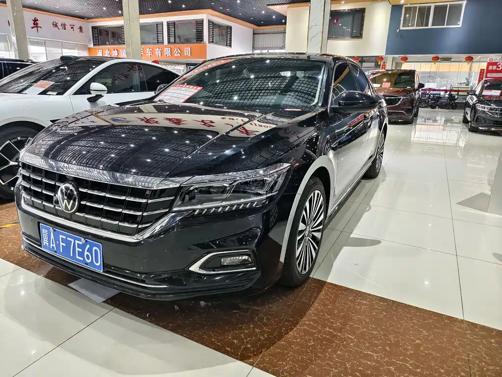 Passat 2020 facelift 330TSI Deluxe Edition National VI купить на сайте DeffCars