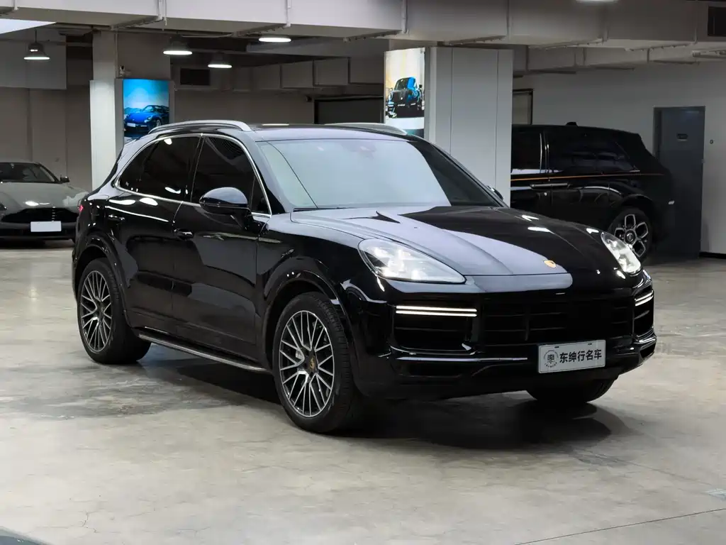 Cayenne 2018 Cayenne Turbo 4.0T купить на сайте DeffCars