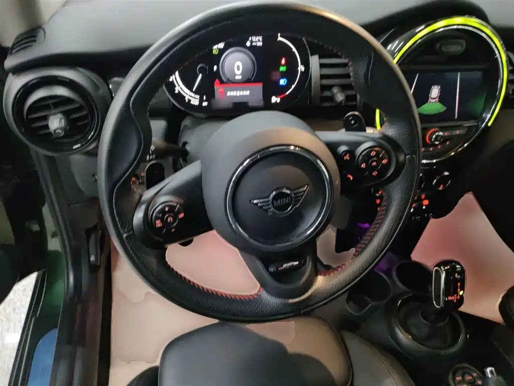 MINI 2021 2.0T COOPER S Classic купить на сайте DeffCars