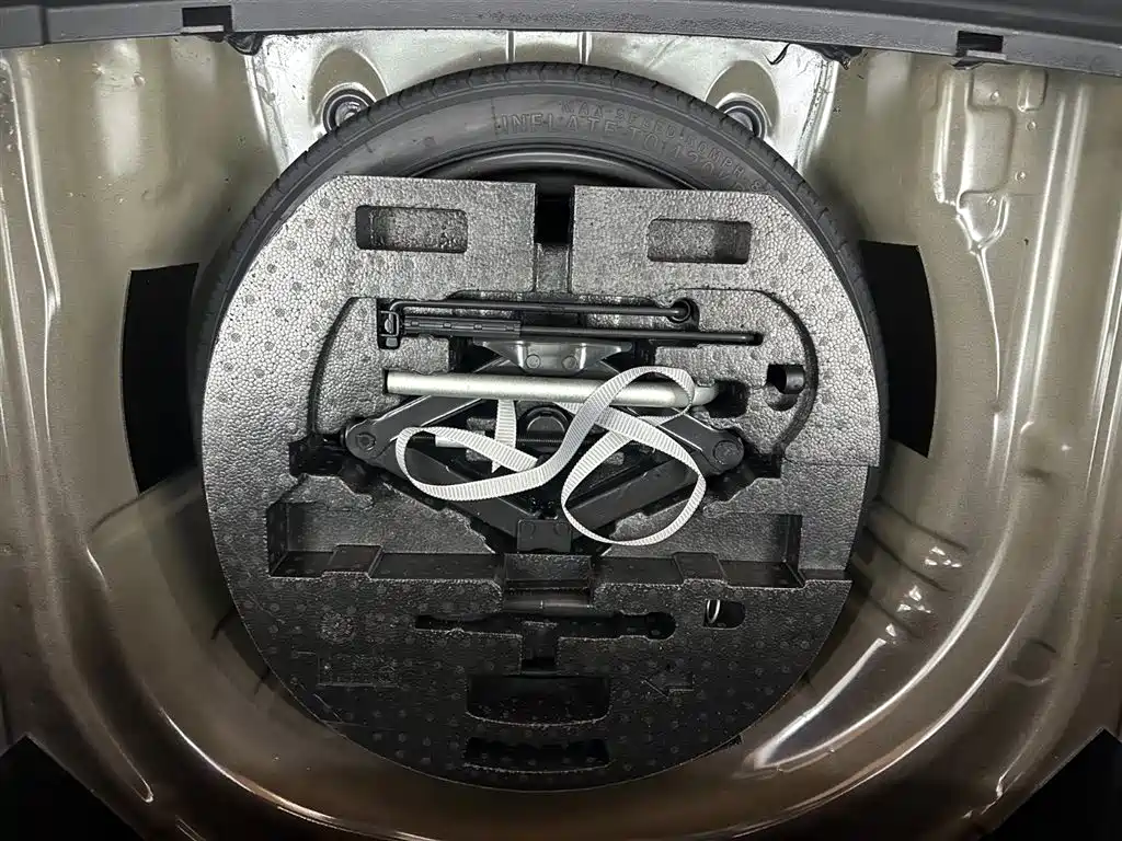 Superb 2023 facelift TSI280 DSG exclusive version купить на сайте DeffCars