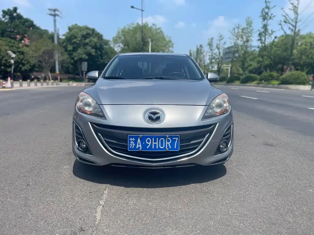 Mazda 3 Star 2015 sedan 2.0L automatic sports model купить на сайте DeffCars