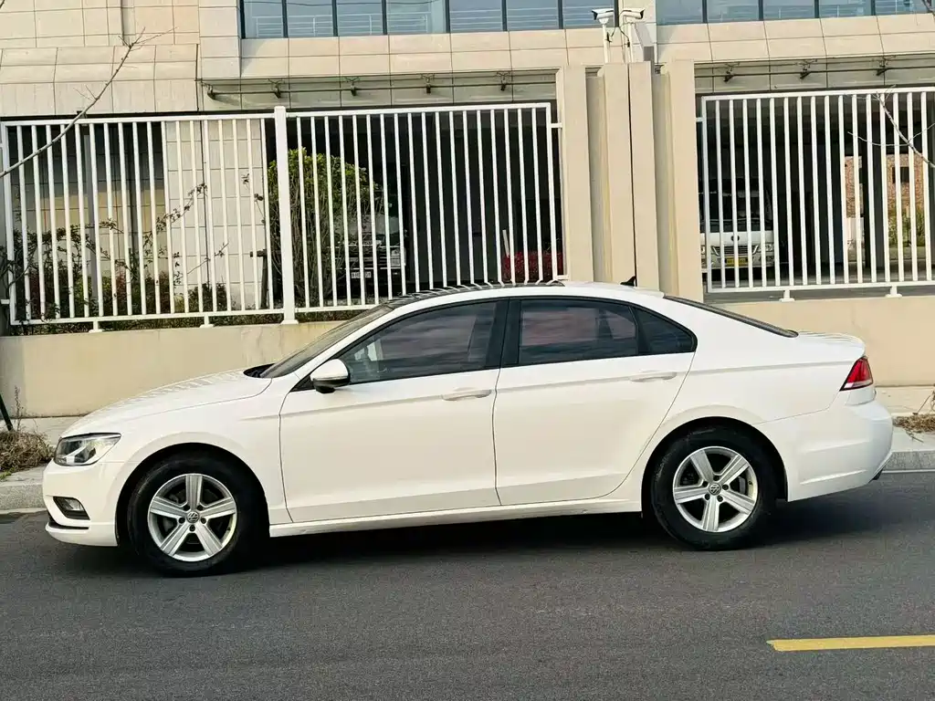 Lingdu 2017 230TSI DSG Fashion Edition купить на сайте DeffCars