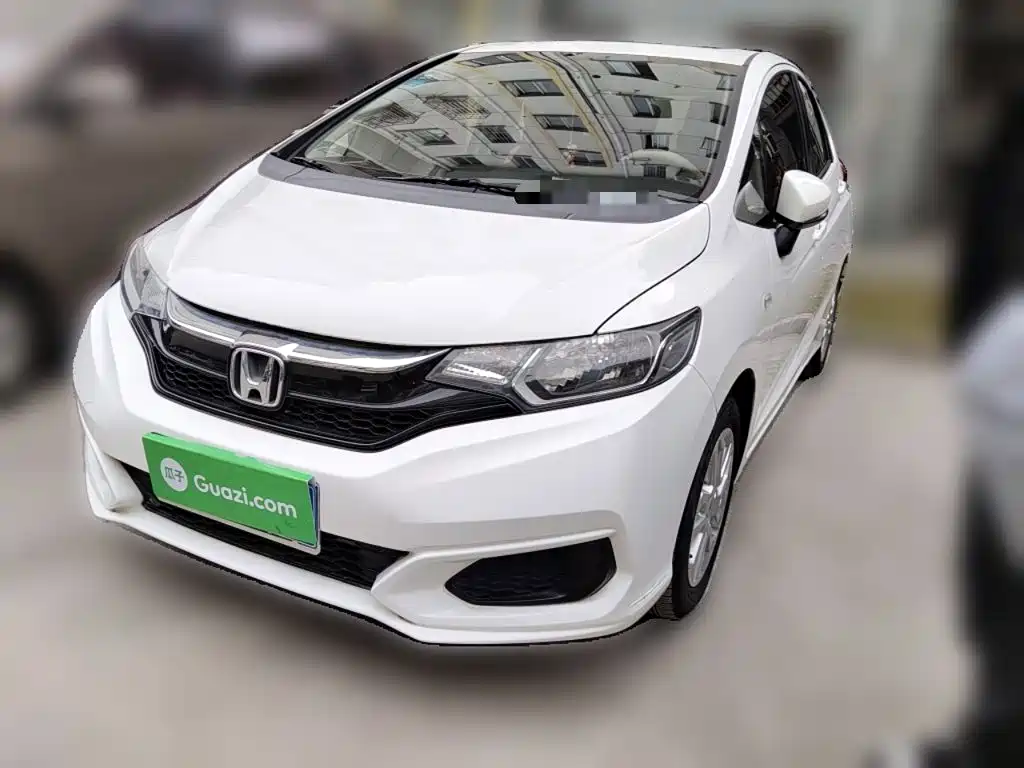Fit 2018 1.5L CVT Comfort Sunroof Edition купить на сайте DeffCars