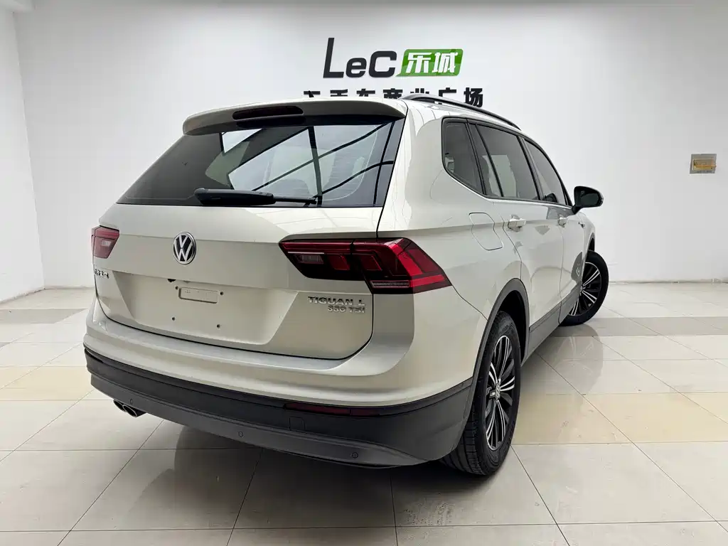 Tiguan L 2020 330TSI automatic two-wheel drive fashion version National VI купить на сайте DeffCars