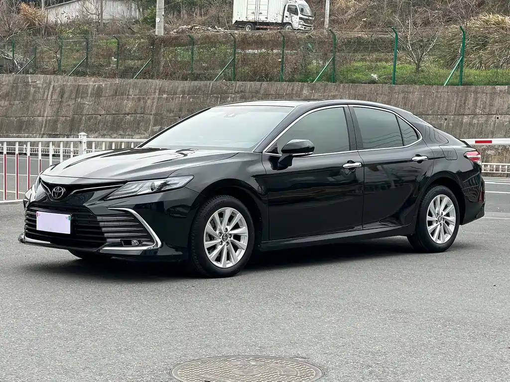 Camry 2021 2.0G Deluxe Edition купить на сайте DeffCars