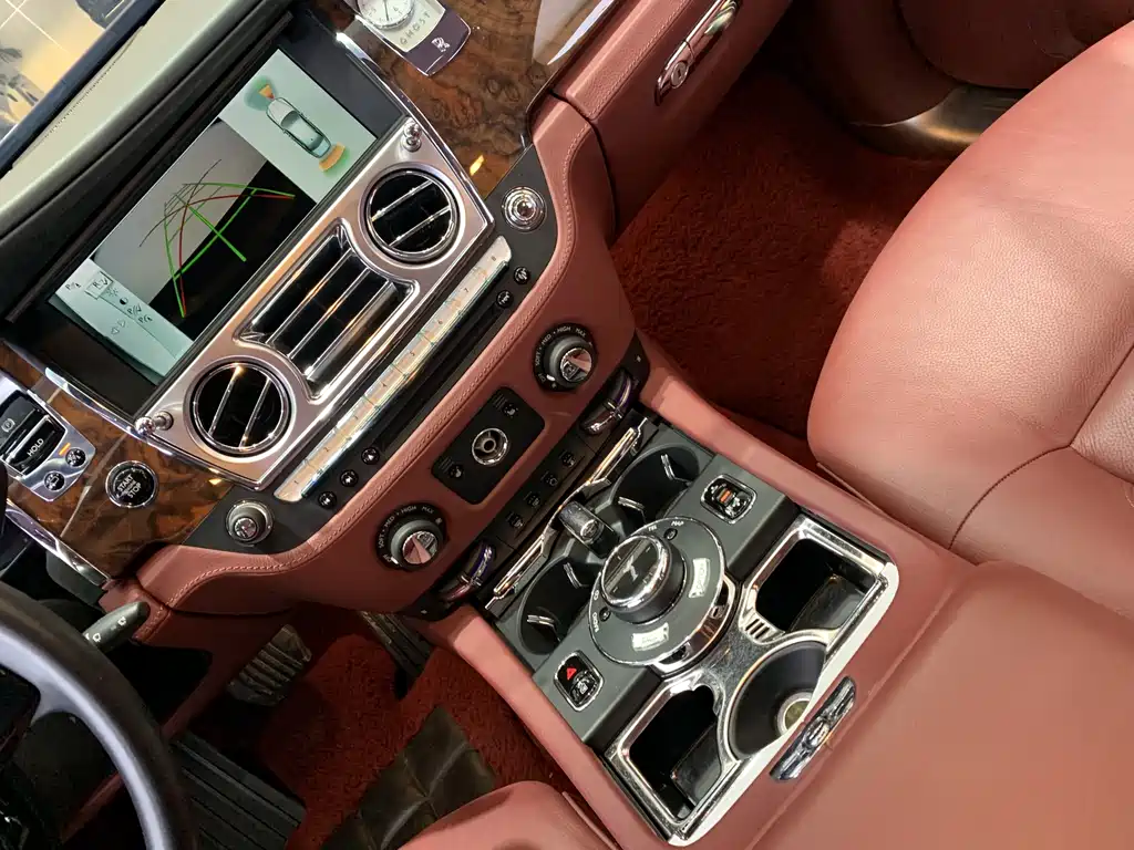 Ghost 2014 6.6T Standard Edition купить на сайте DeffCars