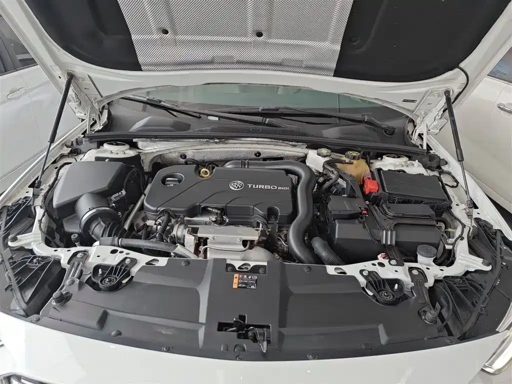 Regal 2020 552T Elite купить на сайте DeffCars