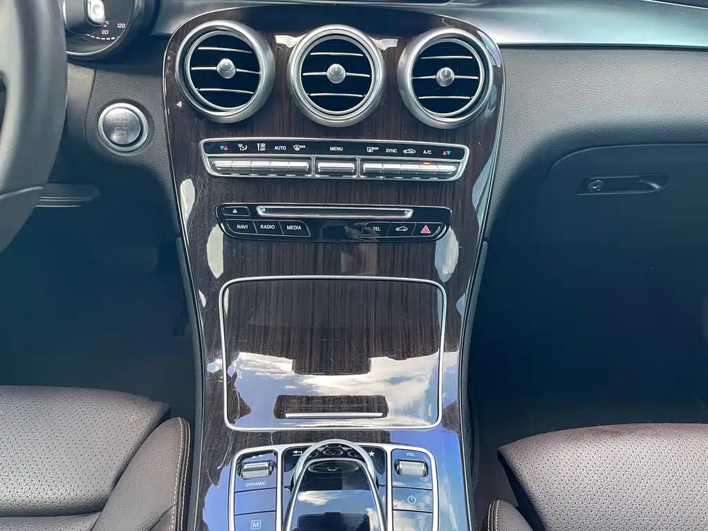 Mercedes GLC 2017 260 4MATIC luxury model купить на сайте DeffCars