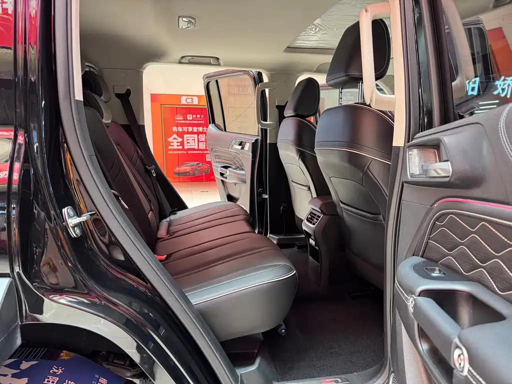 Tank 300 2021 Off-Road Version 2.0T Conqueror купить на сайте DeffCars