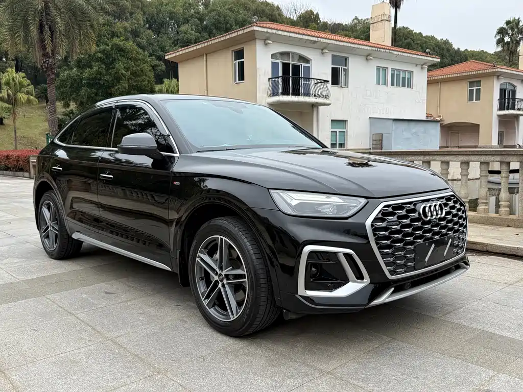 Audi Q5L Sportback 2022 40 TFSI Fashion купить на сайте DeffCars