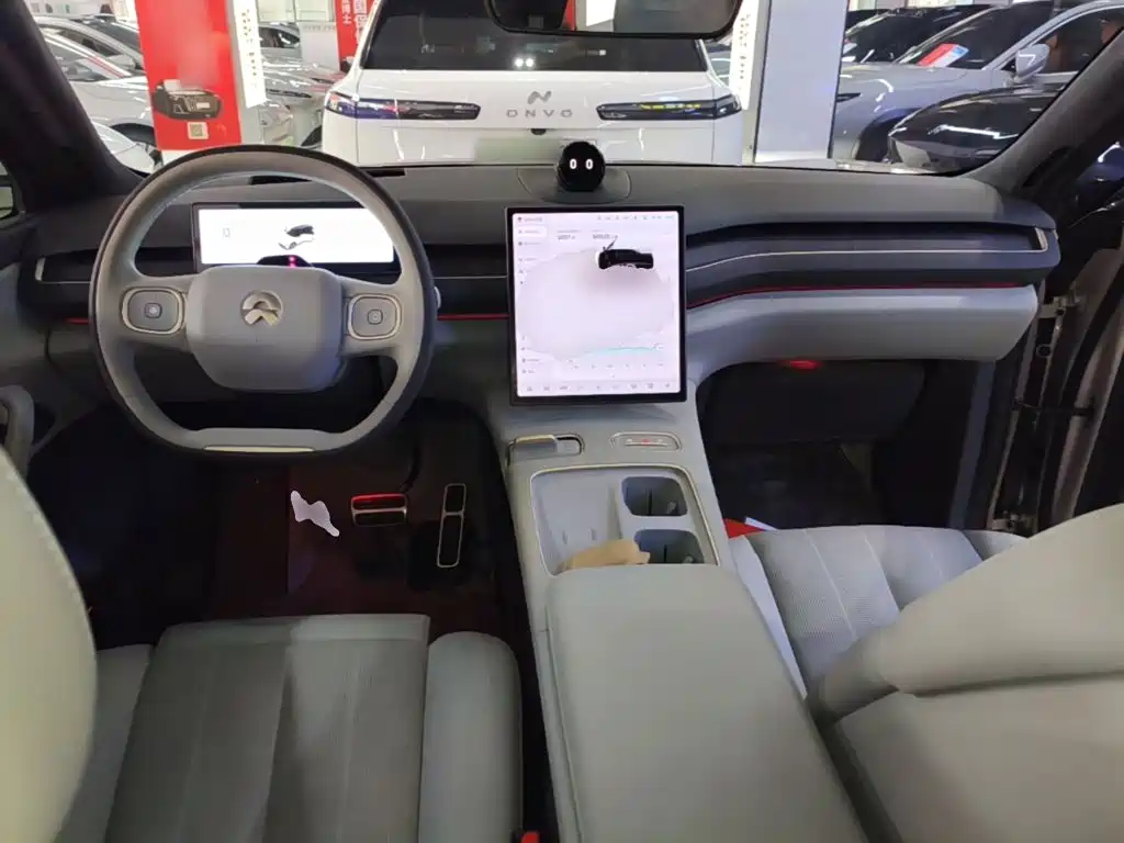 NIO ES8 2023 100kWh Signature Edition купить на сайте DeffCars