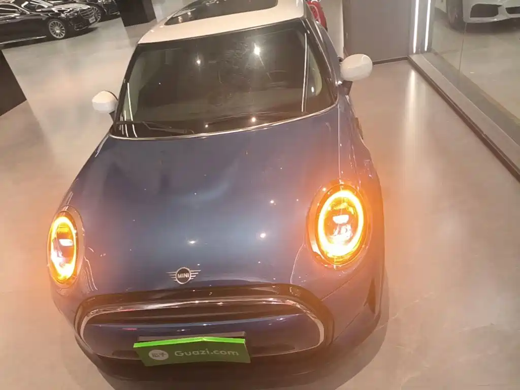 Mini 2022 Modified 1.5T Cooper Classic Pie купить на сайте DeffCars