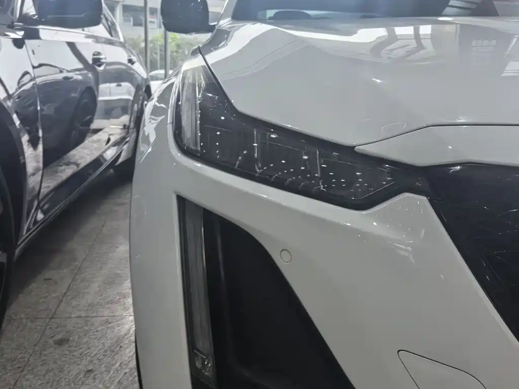Cadillac CT5 2020 28T Platinum Sports Edition купить на сайте DeffCars