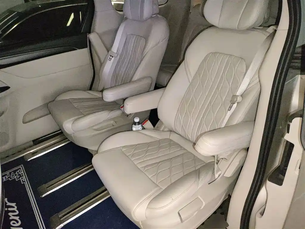 Buick GL8 2021 ES Lu Zun 653T Comfort Type купить на сайте DeffCars