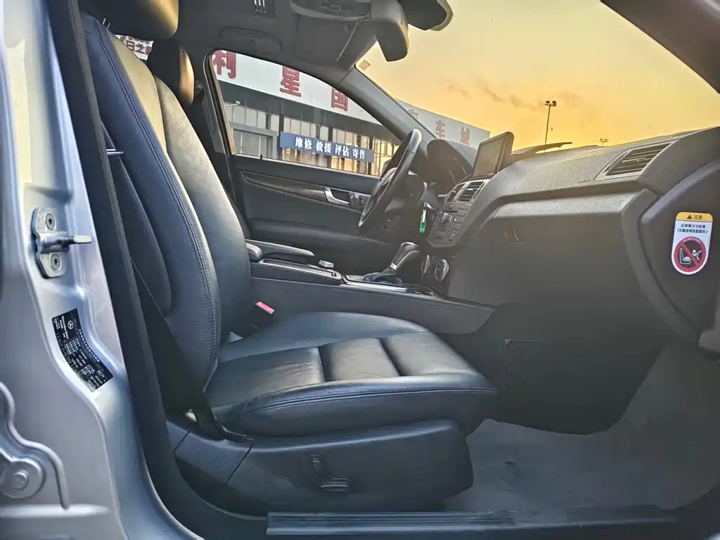 Mercedes-Benz C-Class 2010 C 260 CGI Fashion Model купить на сайте DeffCars