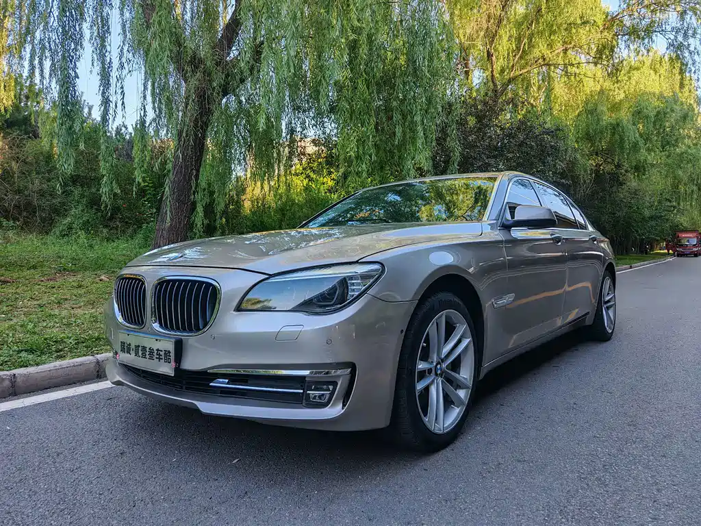 BMW 7 Series 2011 730Li Elegant купить на сайте DeffCars