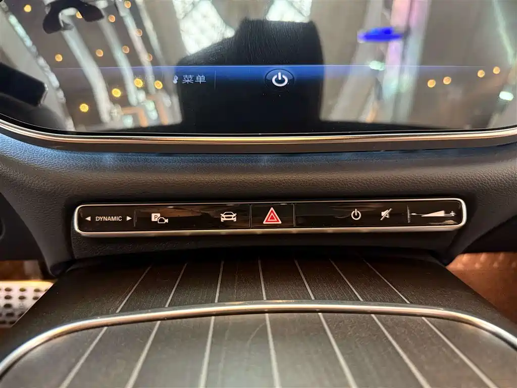 Mercedes-Benz E-Class 2024 E 300 L Luxury Model купить на сайте DeffCars