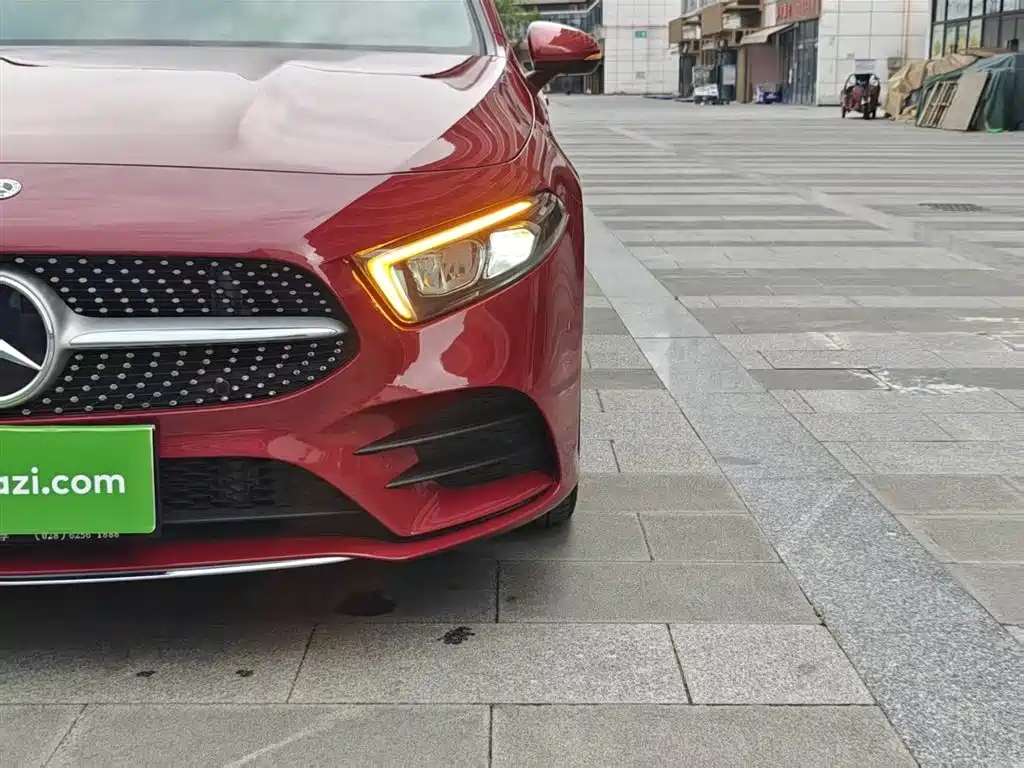 Mercedes-Benz A-Class 2021 A 200 L Sports Sedan Dynamic Type купить на сайте DeffCars