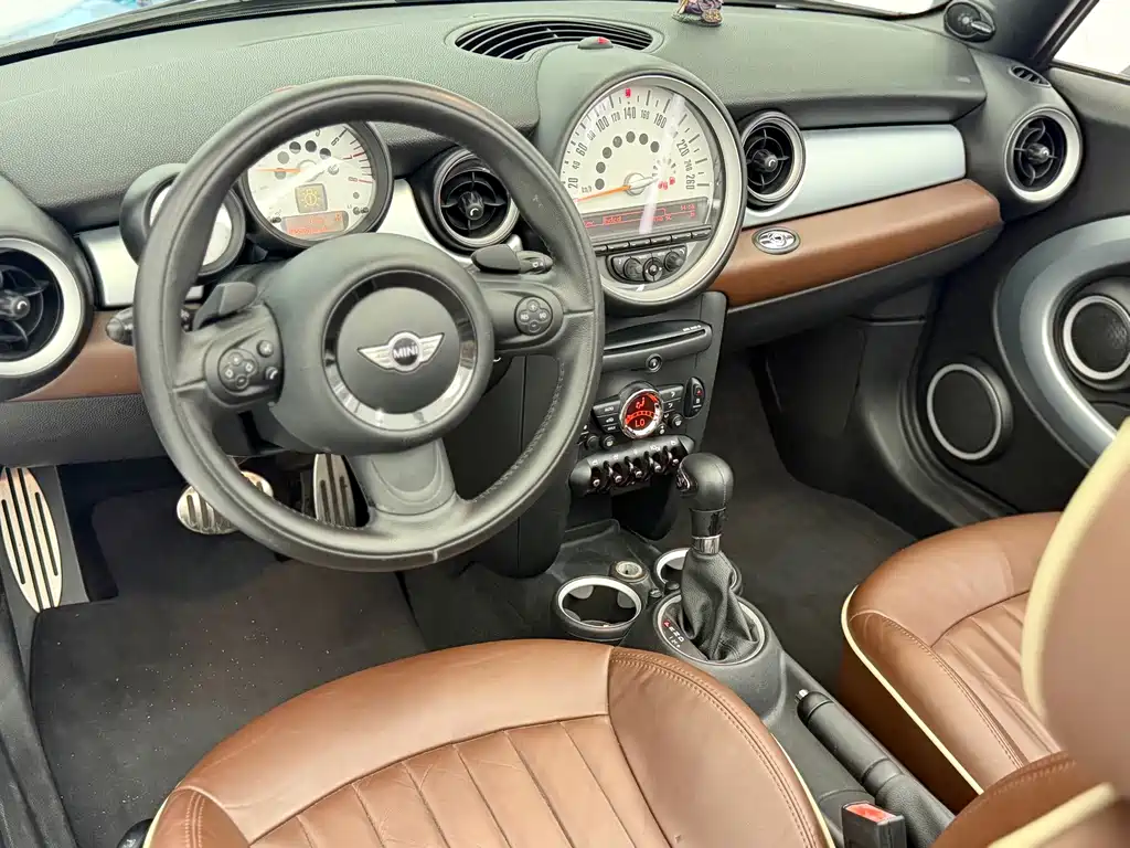 Mini 2011 1.6T Cooper S Cabrio купить на сайте DeffCars
