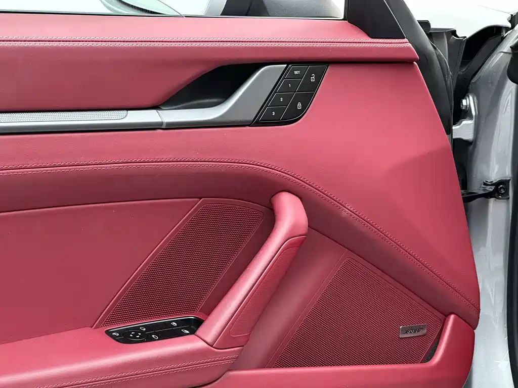 Porsche 911 2023 Targa 4 3.0T купить на сайте DeffCars