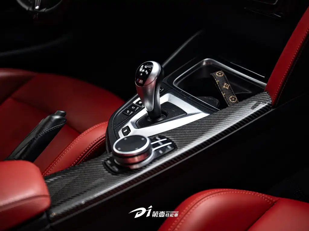 BMW M4 2019 M4 Coupe Racing Edition купить на сайте DeffCars