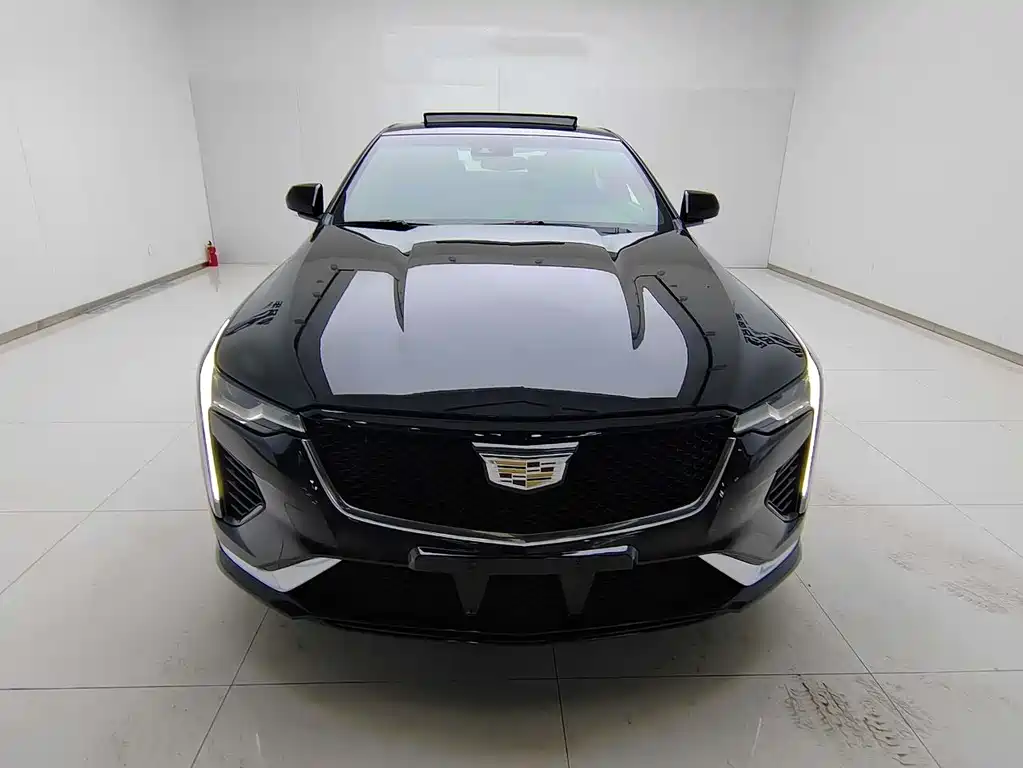 Cadillac CT4 2021 28T Fashion Model купить на сайте DeffCars