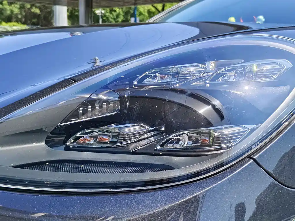 Panamera 2023 Panamera Executive Extended Platinum Edition 2.9T купить на сайте DeffCars