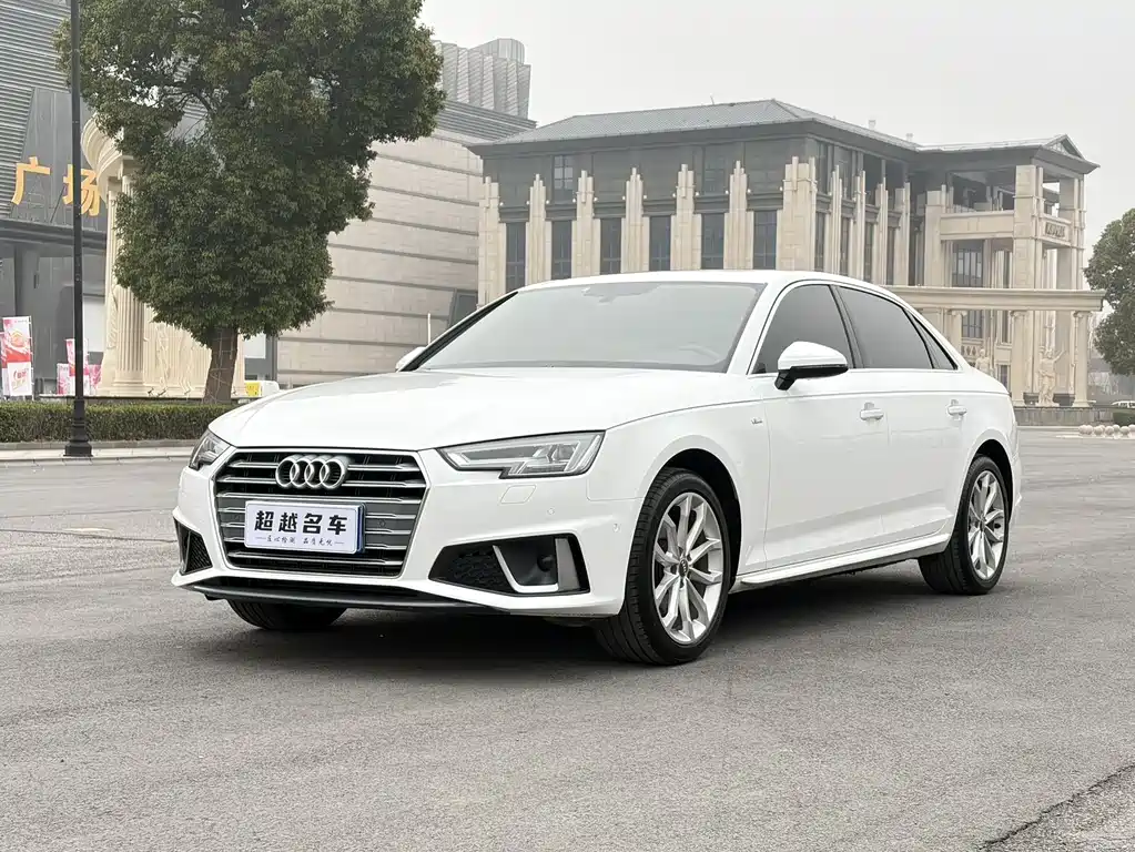 Audi A4L 2019 40 TFSI Fashion Type National VI купить на сайте DeffCars