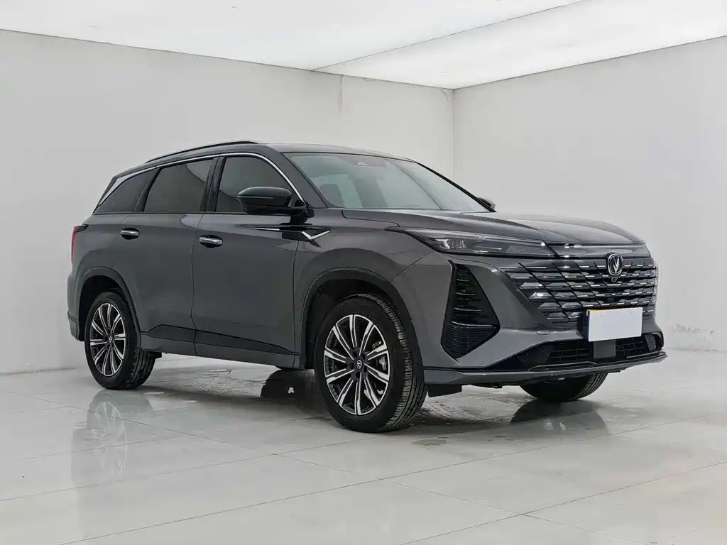 Changan CS75PLUS 2025 third generation championship version 1.5T Jinhang model купить на сайте DeffCars