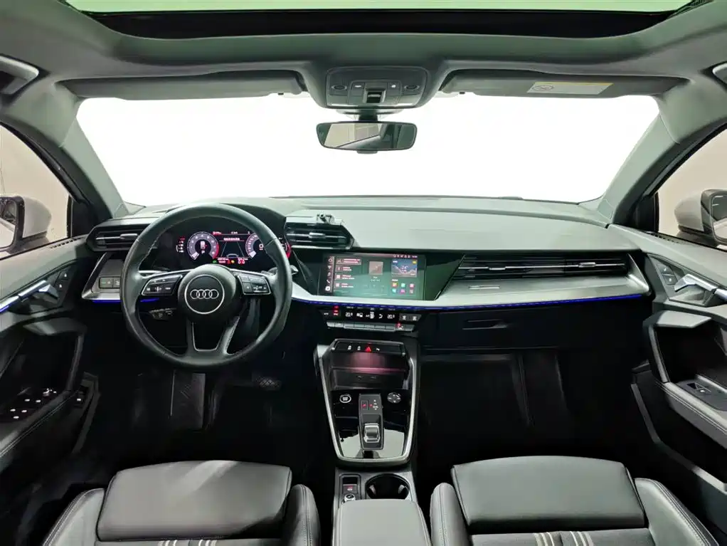 Audi A3 2023 Sportback 35 TFSI stylish and sporty купить на сайте DeffCars