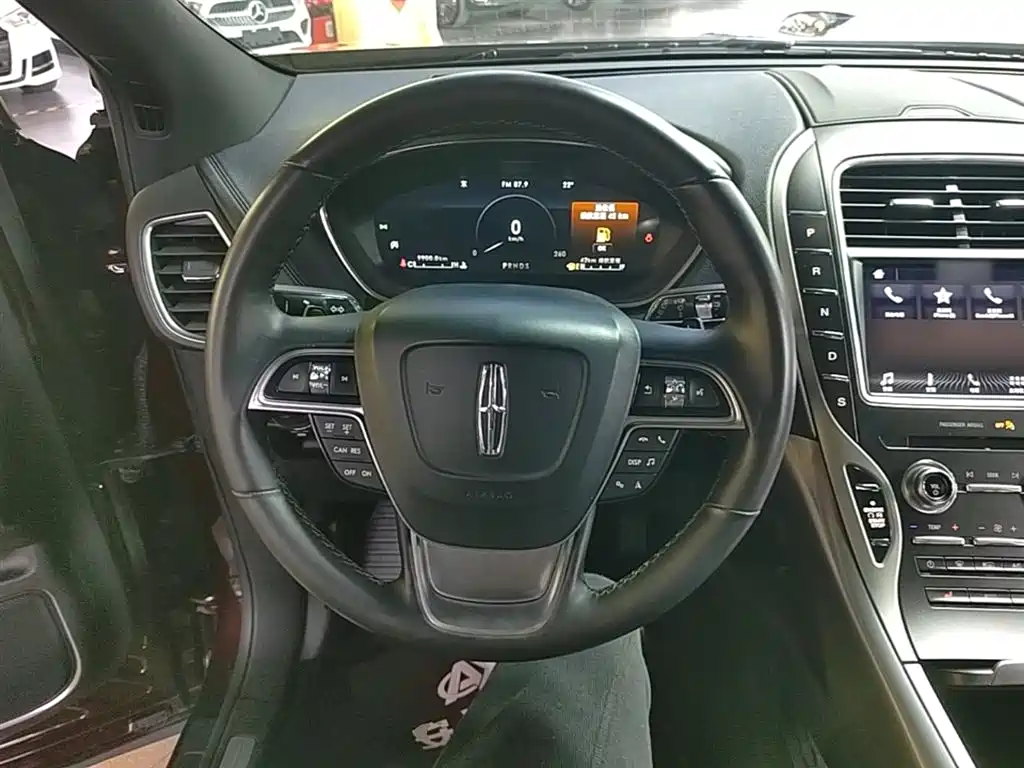 Voyager imported 2019 2.0T two-wheel drive exclusive version, National VI купить на сайте DeffCars