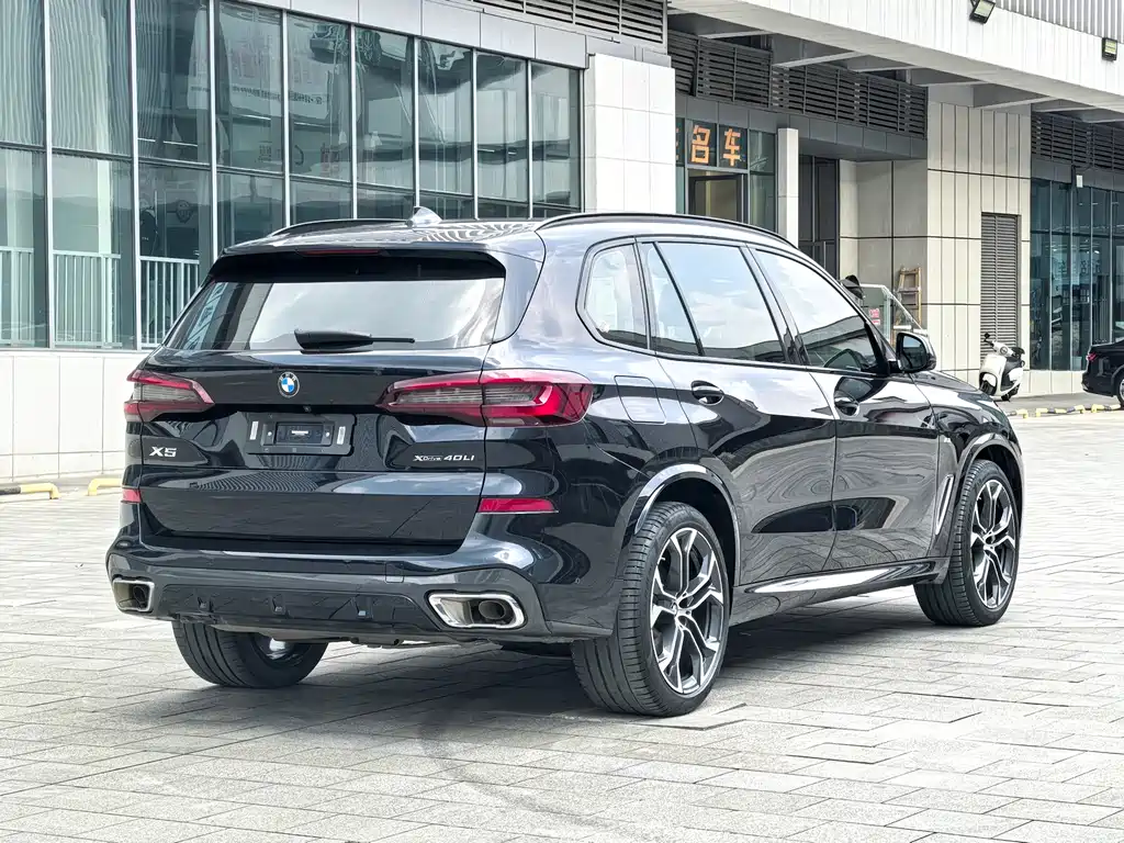 BMW X5 2022 facelift xDrive 40Li M sports package купить на сайте DeffCars