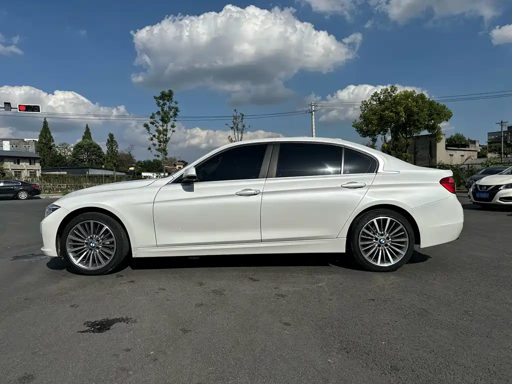 BMW 3 Series 2019 320Li Fashion Model купить на сайте DeffCars
