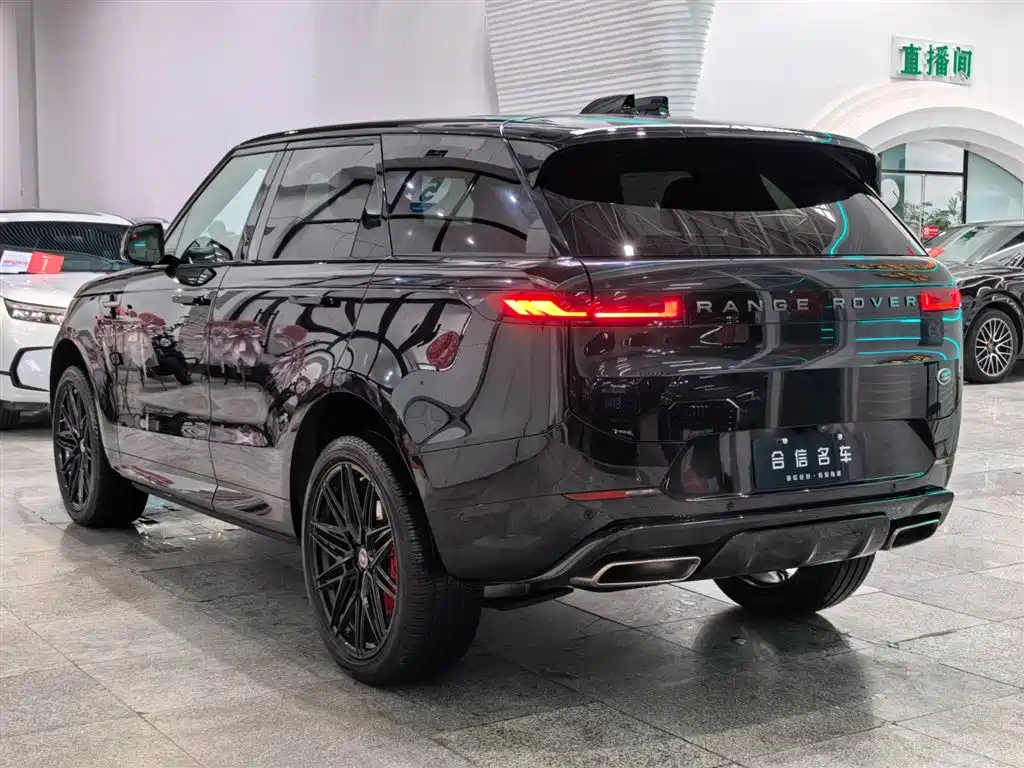 Range Rover Sport 2023 400PS Dynamic SE купить на сайте DeffCars