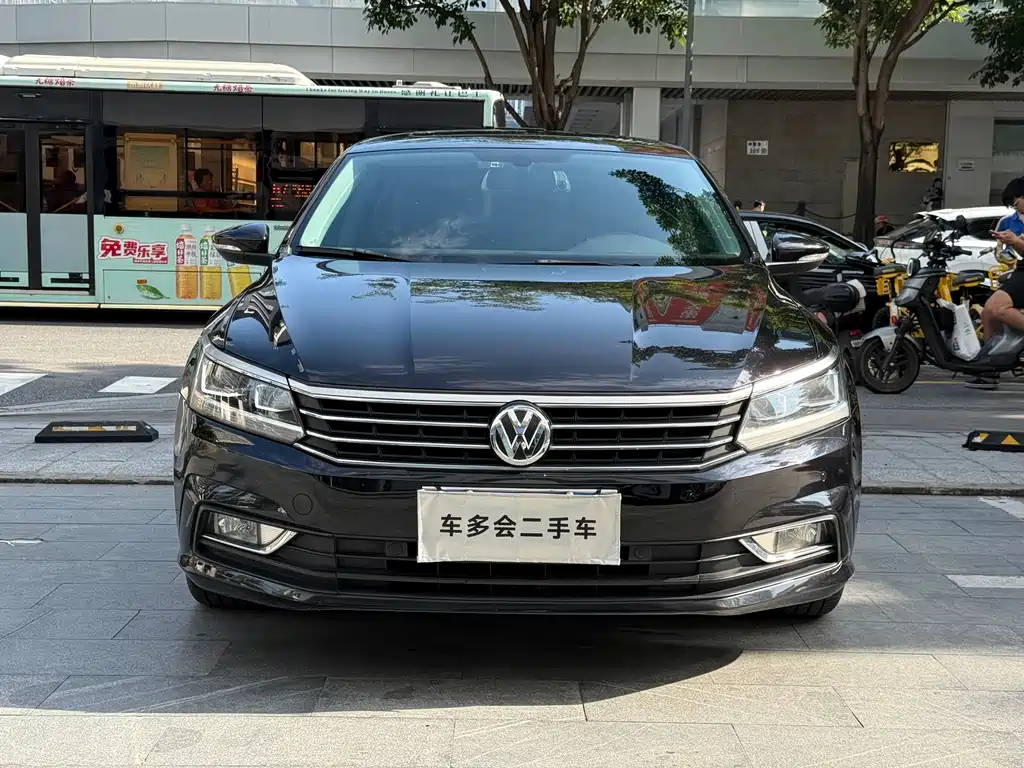 Passat 2017 330TSI DSG Premium Edition купить на сайте DeffCars