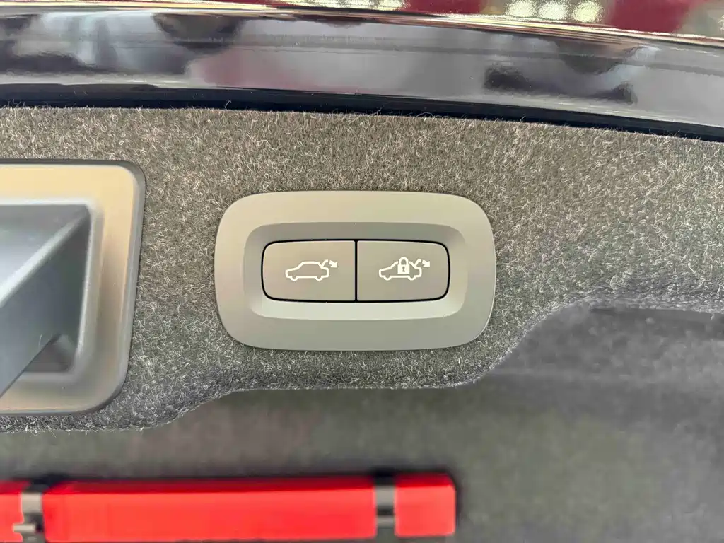 Volvo S90 2026 B5 Zhiyuan Deluxe Edition купить на сайте DeffCars