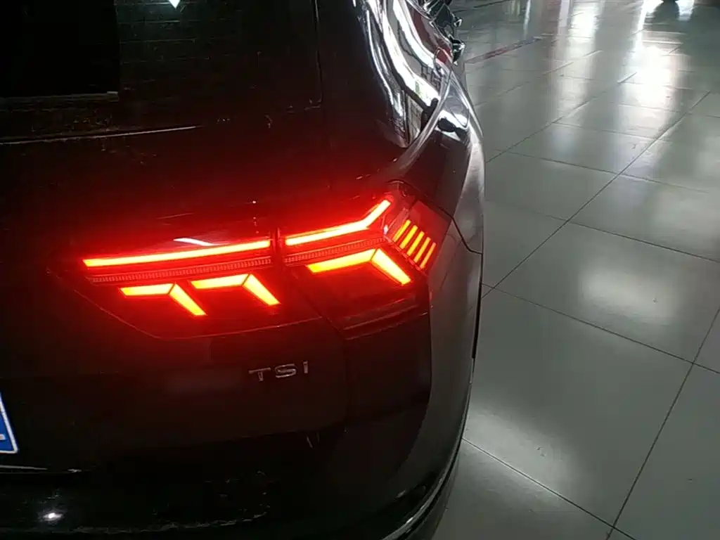 Tiguan L 2023 330TSI automatic two-wheel drive R-Line flagship version купить на сайте DeffCars
