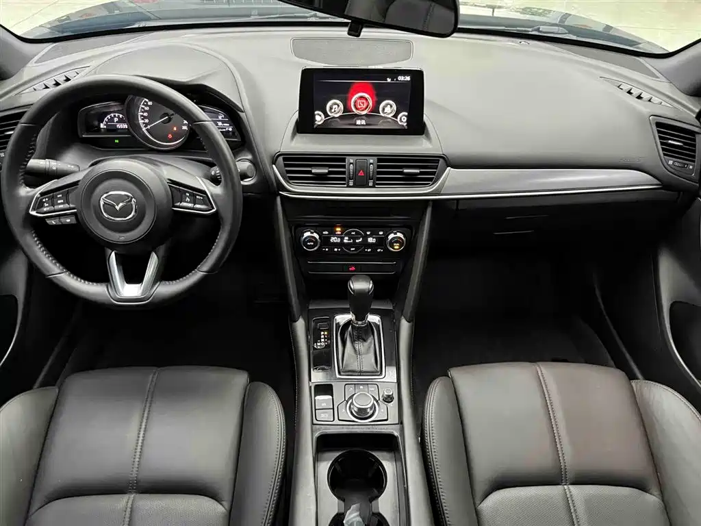 Mazda CX-4 2021 2.0L automatic two-wheel drive Blue Sky Premium Edition купить на сайте DeffCars