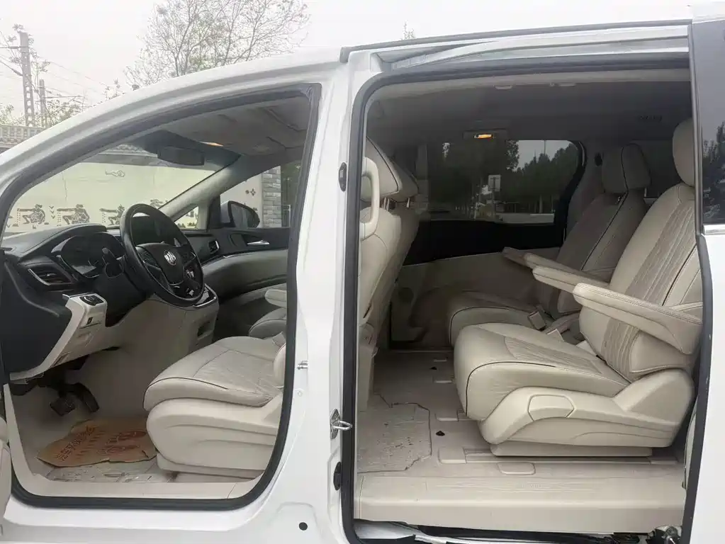 Buick GL8 2022 Land Business Class 652T Luxury купить на сайте DeffCars