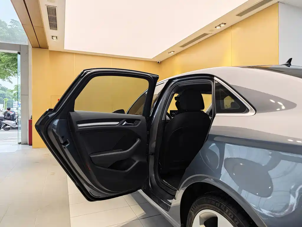 Audi A3 2020 Limousine 35 TFSI Enterprising National V купить на сайте DeffCars