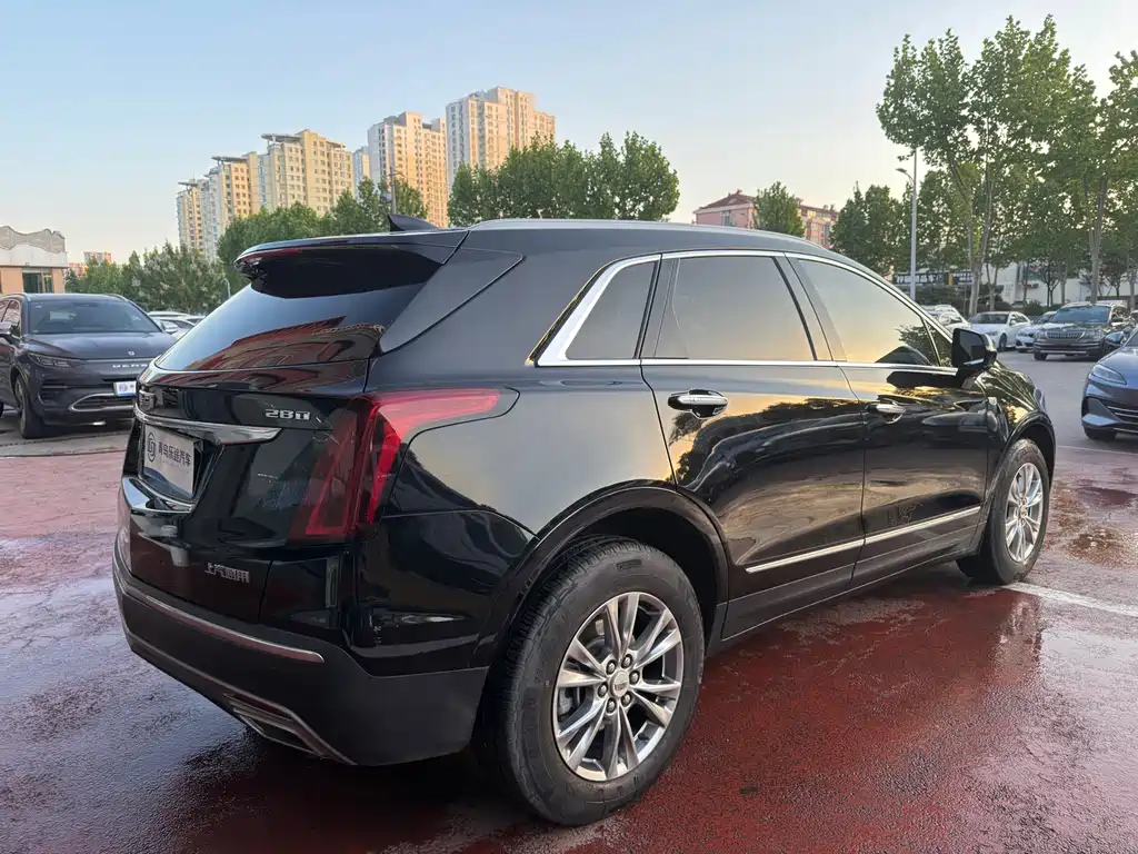 Cadillac XT5 2021 28T luxury model купить на сайте DeffCars