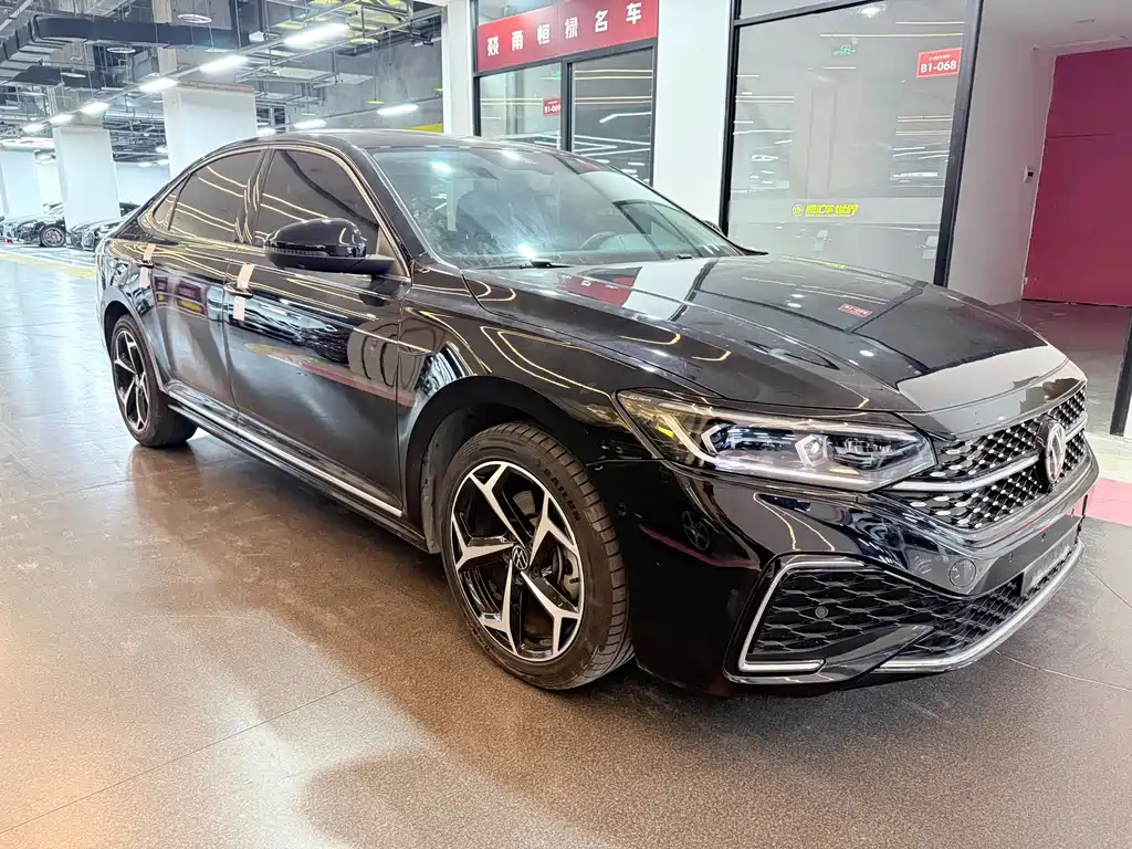 Passat 2022 330TSI Starry Sky Deluxe Edition купить на сайте DeffCars
