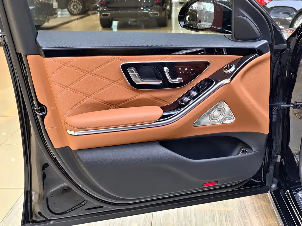 Maybach S-Class 2024 facelift S 480 4MATIC купить на сайте DeffCars